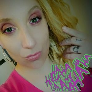 Meet your Posher, Krissy